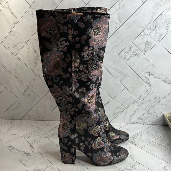 NWT Reaction Kenneth Cole Womens Time To Step Black Multi Floral Print Boots 7M - Picture 6 of 9